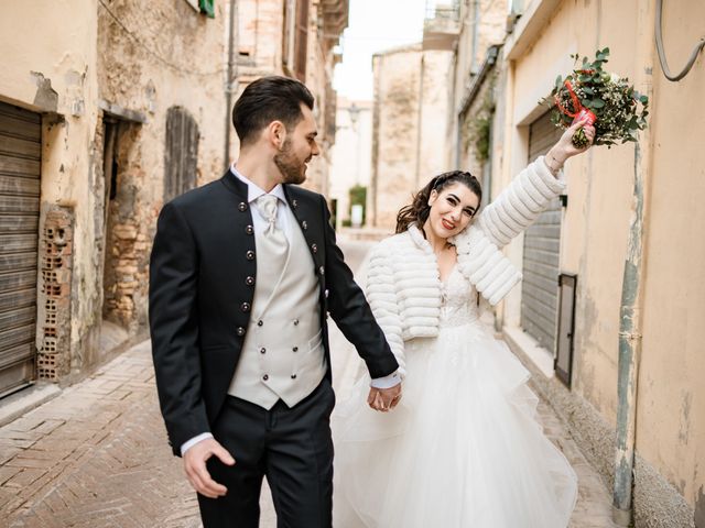 Il matrimonio di Francesco e Aurora a Città Sant&apos;Angelo, Pescara 163
