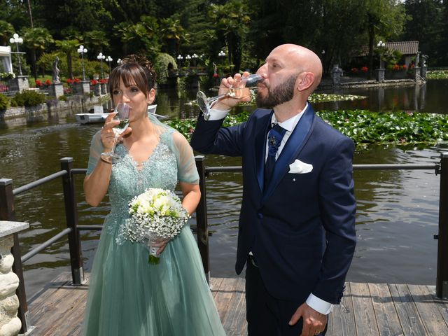 Il matrimonio di Luca e Valeria a Vergiate, Varese 22