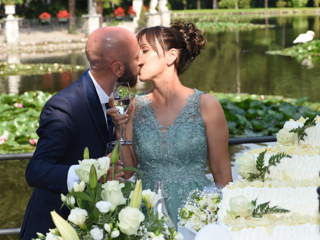 Il matrimonio di Luca e Valeria a Vergiate, Varese 29