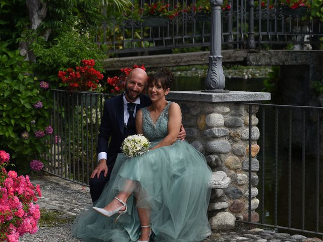 Il matrimonio di Luca e Valeria a Vergiate, Varese 37