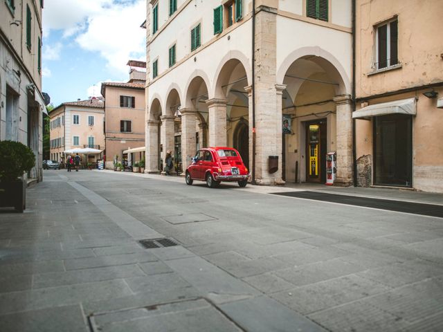 Il matrimonio di Alessio e Francesca a San Gimignano, Siena 11