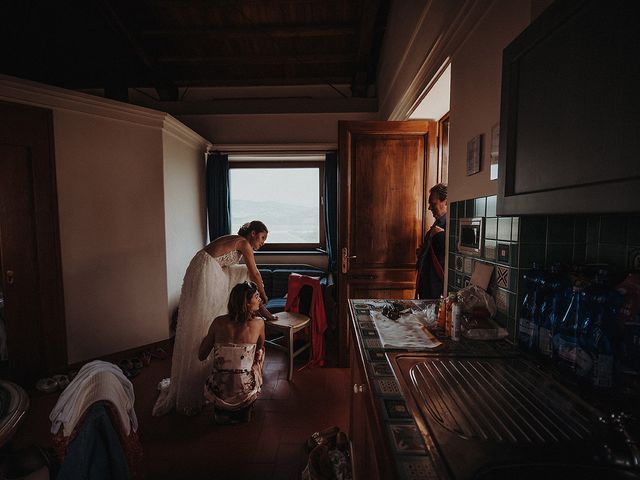 Il matrimonio di Conny e Laura a Castellina in Chianti, Siena 17
