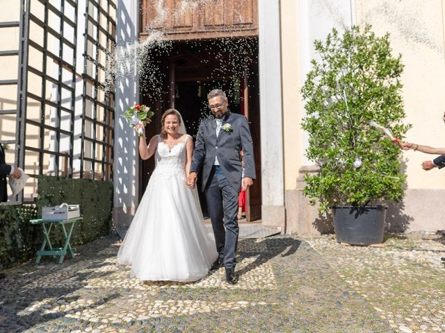 Il matrimonio di Davide  e Giulia  a Galliate, Novara 17