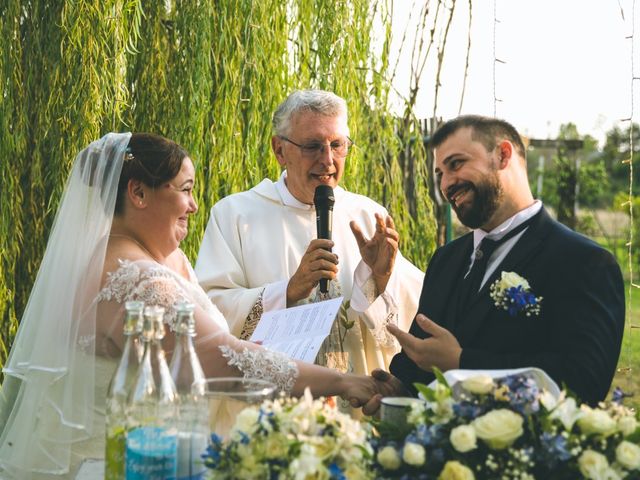 Il matrimonio di Mirco e Erika a Senago, Milano 34