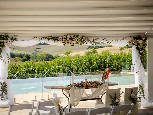 Il matrimonio di Caterina e Matteo a Serra de' Conti, Ancona 38