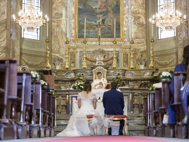 Il matrimonio di Ezio e Francesca a Corneliano d&apos;Alba, Cuneo 27