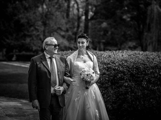 Il matrimonio di Michele e Daniela a Tradate, Varese 28