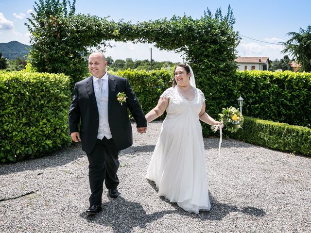 Il matrimonio di Mattia e Greta a Valmadrera, Lecco 40