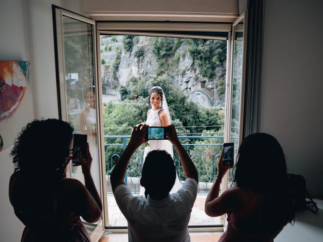 Il matrimonio di Nicola e Touria a Amalfi, Salerno 26