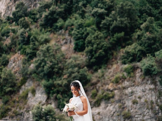 Il matrimonio di Nicola e Touria a Amalfi, Salerno 27