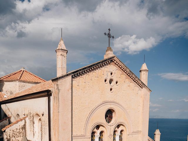 Il matrimonio di Nicola e Touria a Amalfi, Salerno 34