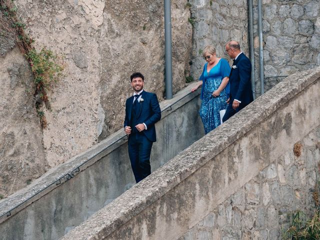 Il matrimonio di Nicola e Touria a Amalfi, Salerno 36