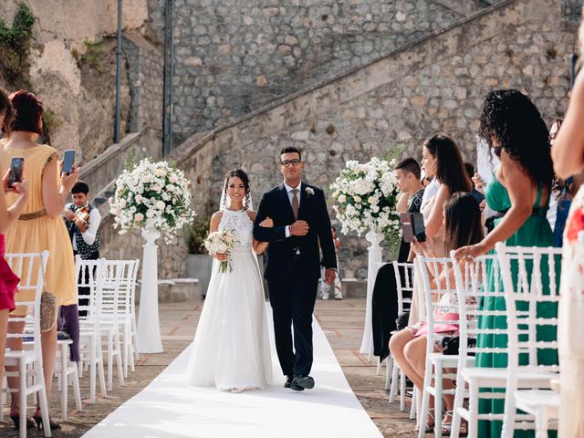 Il matrimonio di Nicola e Touria a Amalfi, Salerno 46