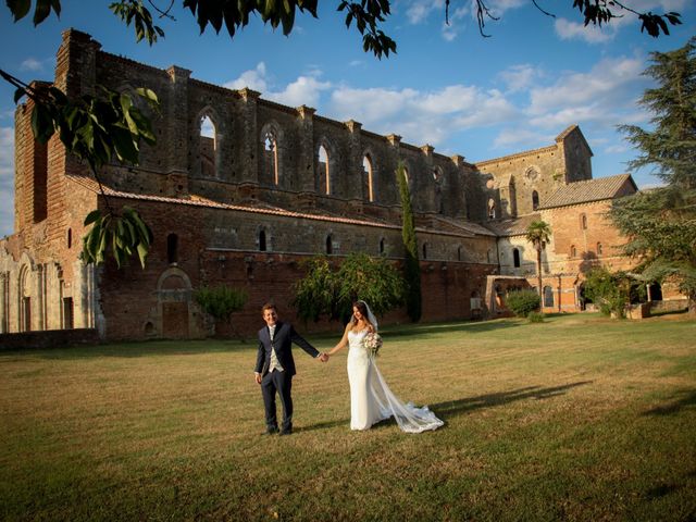 Il matrimonio di Fabrizio e Simona a Chiusdino, Siena 23