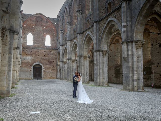 Il matrimonio di Fabrizio e Simona a Chiusdino, Siena 49