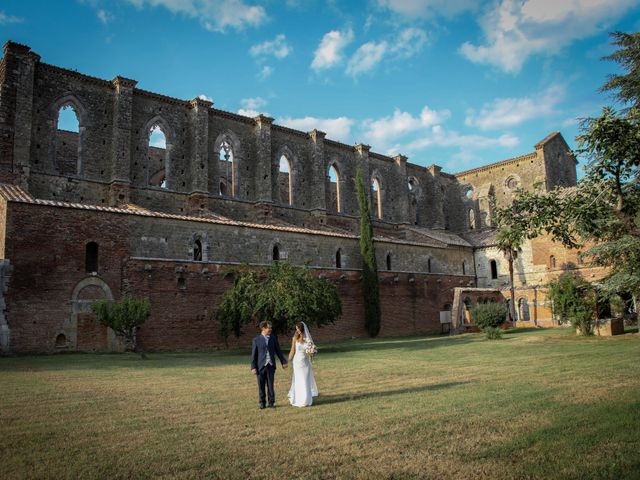 Il matrimonio di Fabrizio e Simona a Chiusdino, Siena 53