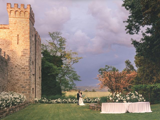 Il matrimonio di Nicola e Lucile a Lisciano Niccone, Perugia 22