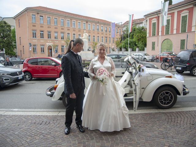 Il matrimonio di Sandro e Merima a Arona, Novara 18