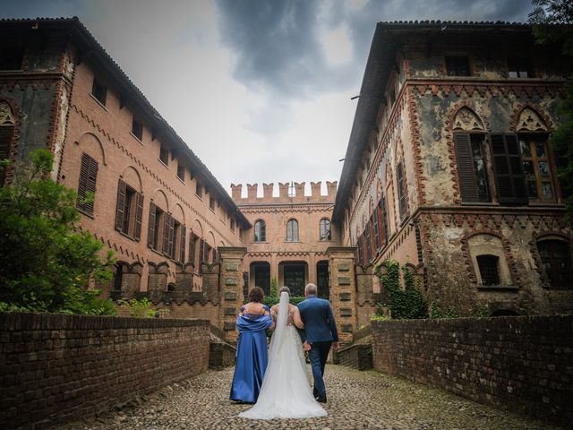 Il matrimonio di Vincenzo e Claudia a Piovera, Alessandria 39