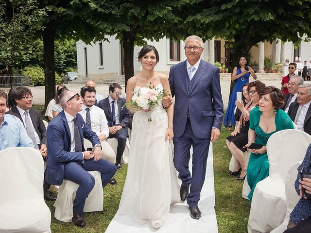 Il matrimonio di Daniele e Antonella a Limido Comasco, Como 4