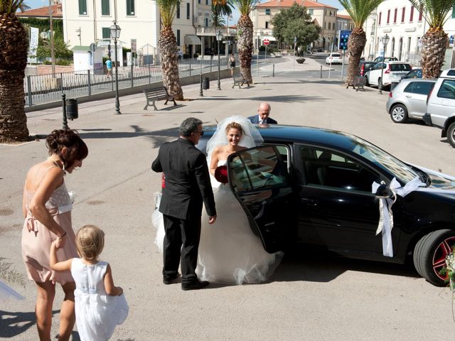 Il matrimonio di Massimo e Beatrice a San Vincenzo, Livorno 35