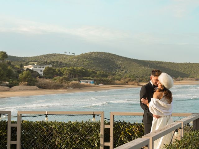 Il matrimonio di Alessio e Deborah a Vieste, Foggia 9