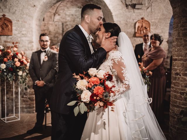 Il matrimonio di Melissa e Rocco a Montecosaro, Macerata 25