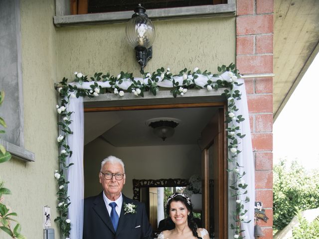 Il matrimonio di Daniele e Marcella a Pontremoli, Massa Carrara 14