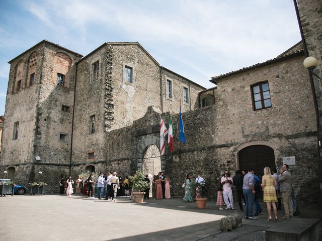 Il matrimonio di Daniele e Marcella a Pontremoli, Massa Carrara 31
