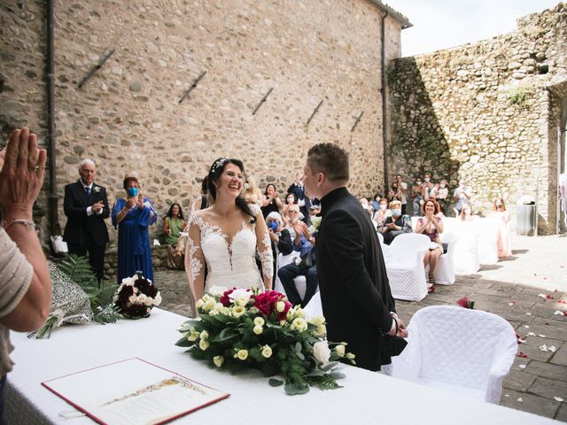 Il matrimonio di Daniele e Marcella a Pontremoli, Massa Carrara 39