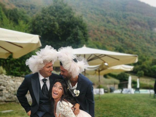 Il matrimonio di Alberto  e Sarah  a Canzo, Como 10
