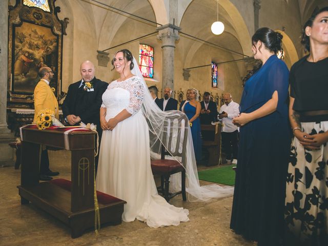 Il matrimonio di Massimiliano e Giulia a Viggiù, Varese 43