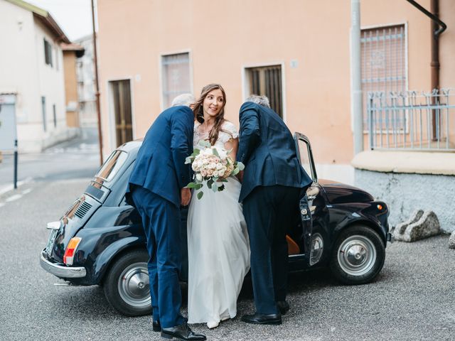 Il matrimonio di Emanuele e Sarah a Chignolo Po, Pavia 19