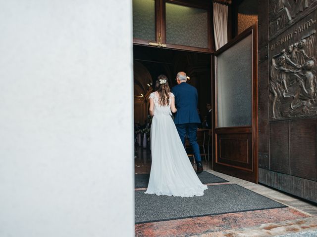 Il matrimonio di Emanuele e Sarah a Chignolo Po, Pavia 21