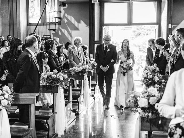 Il matrimonio di Emanuele e Sarah a Chignolo Po, Pavia 22