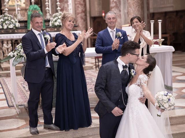 Il matrimonio di Luca e Valentina a Castelcovati, Brescia 116