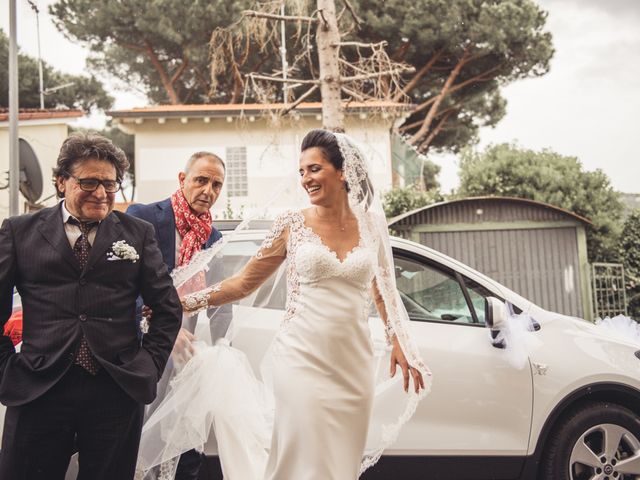Il matrimonio di Emanuele e Manuela a Viareggio, Lucca 7