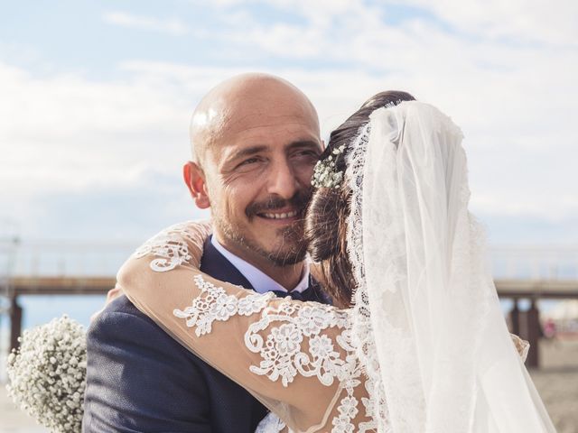 Il matrimonio di Emanuele e Manuela a Viareggio, Lucca 24
