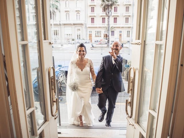 Il matrimonio di Emanuele e Manuela a Viareggio, Lucca 32