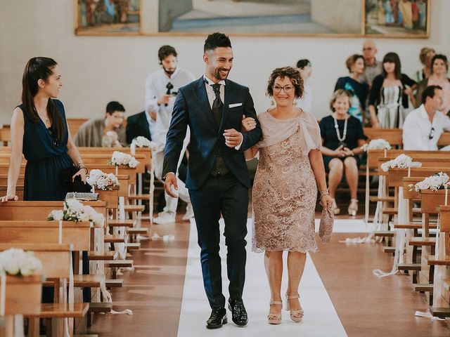 Il matrimonio di Alessandro e Alessia a Vicchio, Firenze 30