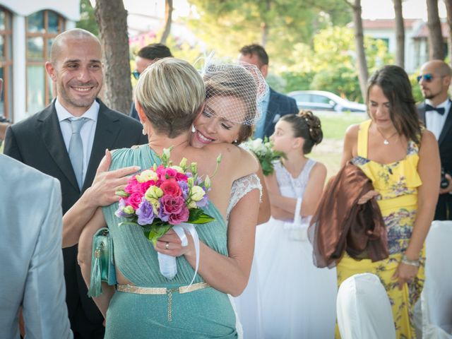 Il matrimonio di Raffaele e Daniela a Vieste, Foggia 50