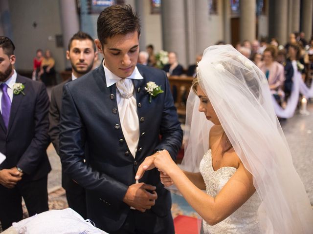 Il matrimonio di Matteo e Anna a Pavone Canavese, Torino 34