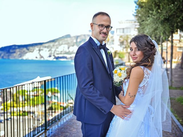 Il matrimonio di Mariateresa e Emiddio a Sorrento, Napoli 15