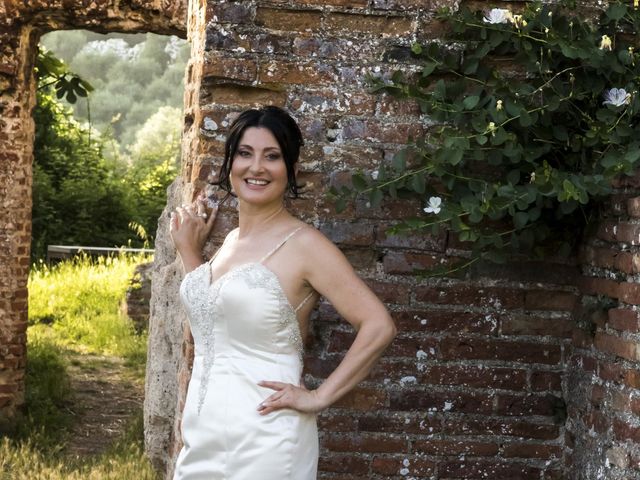Il matrimonio di Lucia e Francesco a Massarosa, Lucca 30