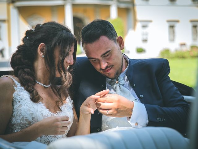 Il matrimonio di Davide e Ilaria a Osio Sotto, Bergamo 110