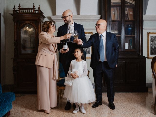 Il matrimonio di Luca e Ivana a Rovato, Brescia 25