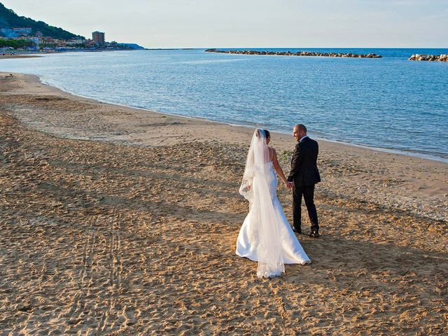 Il matrimonio di Claudio e Debora a Grottammare, Ascoli Piceno 62