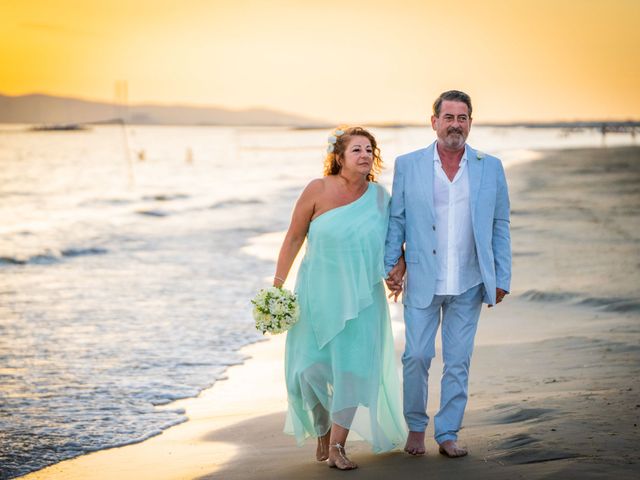 Il matrimonio di Giuseppe e Angela a Follonica, Grosseto 16