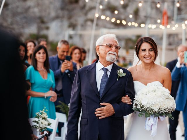 Il matrimonio di Marco e Sabrina a Vietri sul Mare, Salerno 30