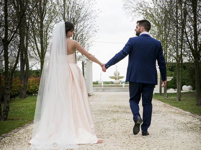 Il matrimonio di Luca e Deborah a Ceggia, Venezia 43